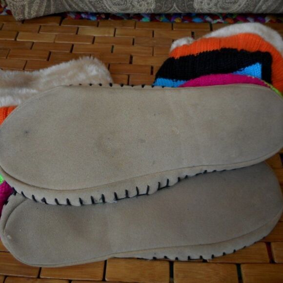 DISNEY Neon Colored Horizontal Striped Faux Leather Slipper Booties L/XL - Picture 7 of 7